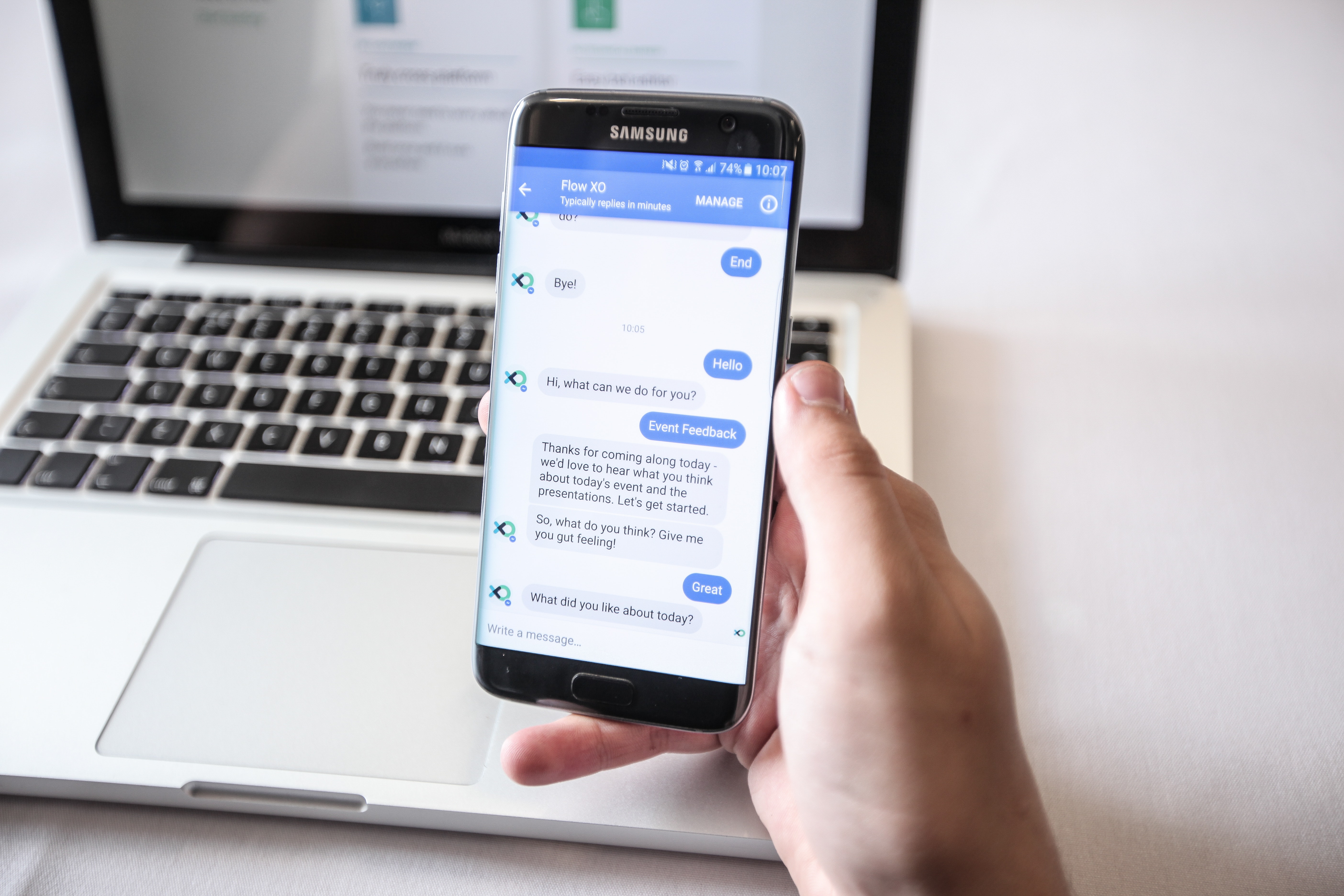 chatbot y live chat